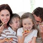 um_forno_de_pizzas_pratico_e_ideal_para_reunioes_com_a_familia