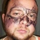 ladroes_burros_usam_mascaras_feitas_de_canetinha