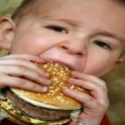 comendo_no_mcdonalds_com_estilo