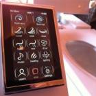tecnologia_ate_no_vaso_sanitario_numi_a_privada_com_tela_touchscreen