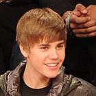 Justin Bieber corta o seu cabelo