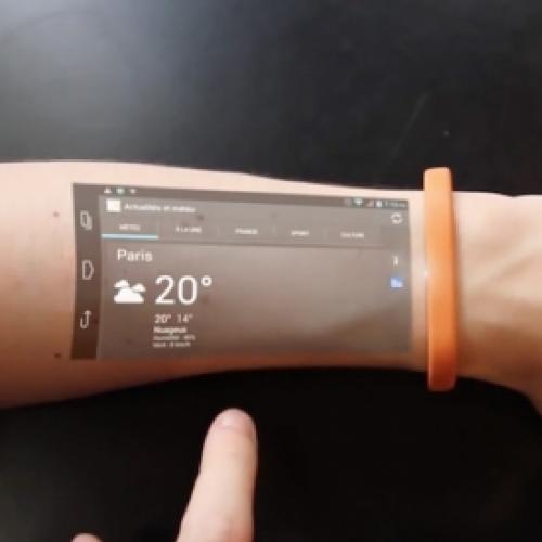 Pulseira inteligente transforma seu braço em um smartphone