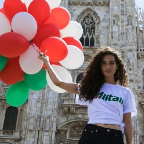 Camisetas com logo de cia aérea e nova tendência. 