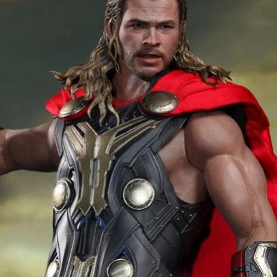 A Especulação: Thor (Light Asgardian Armor Version) pela Hot Toys