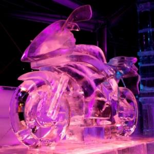 15 esculturas incríveis feitas de gelo