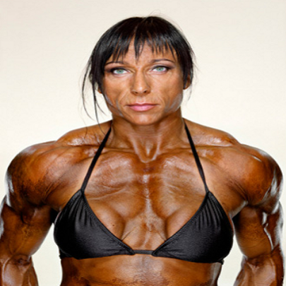 O poder dos anabolizantes: 18 mulheres extremamente musculosas