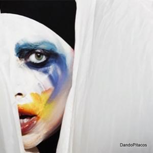 Lady Gaga libera Applause no You Tube