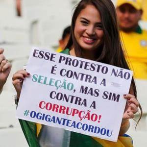 As melhores Teorias da Conspiração sobre as manifestações no Brasil