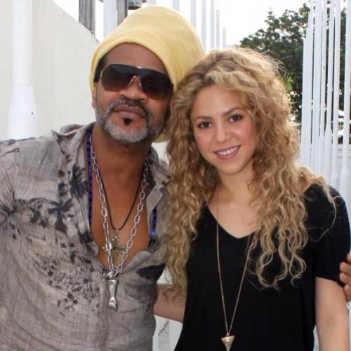 Polêmica: Shakira tenta barrar Brown no encerramento da Copa