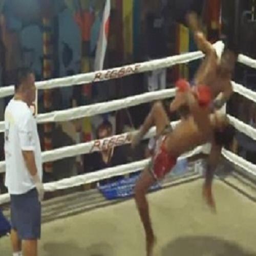 O luta de muay thai mais violento de todos os tempos