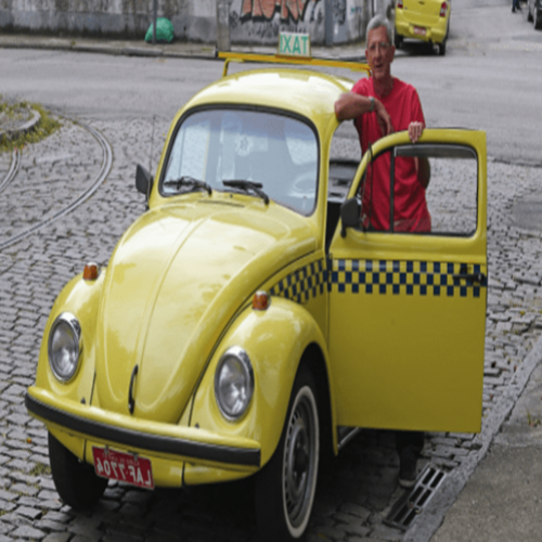 O último fusca usado como táxi no Brasil