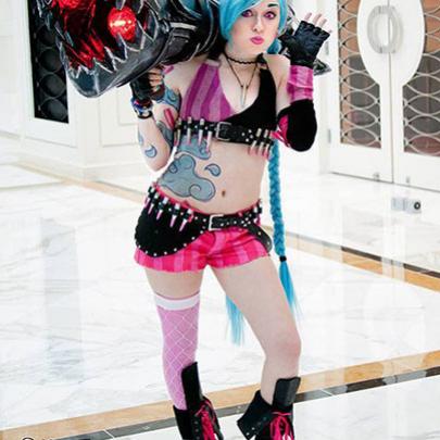 Belo cosplay da Jinx!