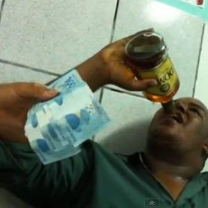 Bebendo 1litro de conhaque por R$700,00 em menos de 5minutos!