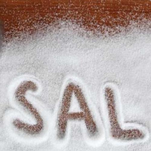7 truques geniais que você pode fazer com sal
