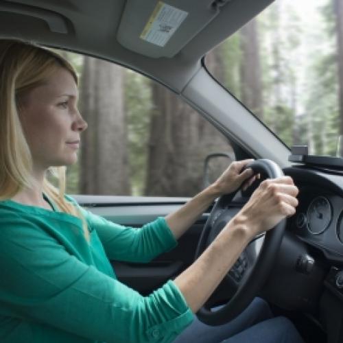 Pára-Brisa do Google em seu carro mantém seus olhos na estrada