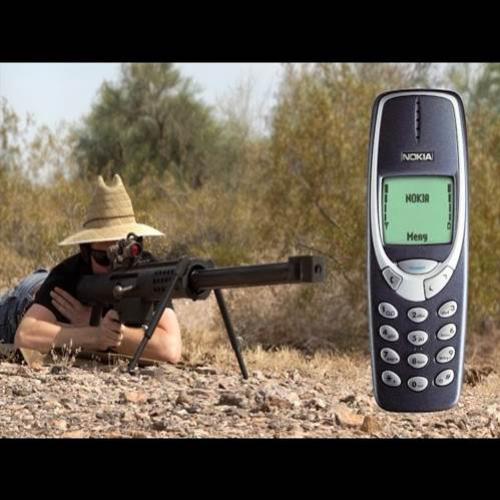 Nokia 3310 vs bala 20mm em câmera super-lenta