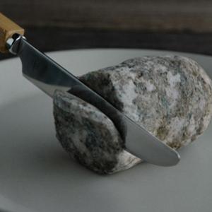 Cortando Uma Pedra Como Se corta Um Pão