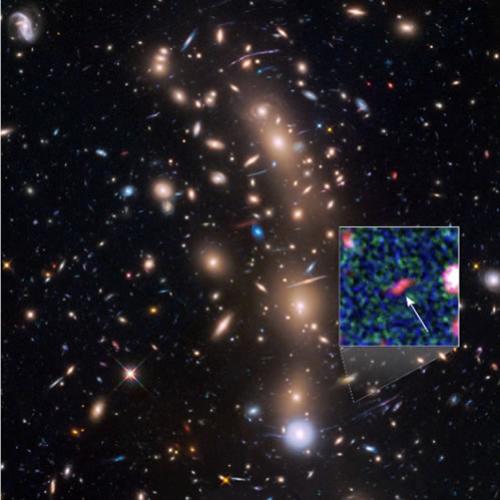 Astrônomos descobrem galáxia que não deveria existir