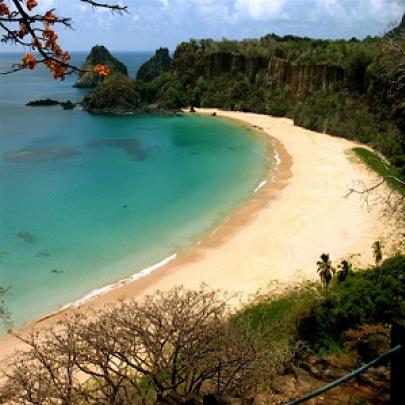 Bahia do Sancho em Fernando de Noronha é eleita a praia mais bela do m
