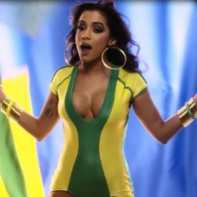 Anitta volta a ser piada na web após lançar Clipe da Copa