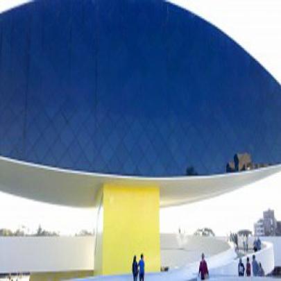 Conheça o museu Oscar Niemeyer
