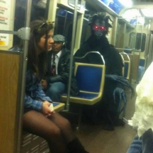 Personagens curiosos vistos no metrô