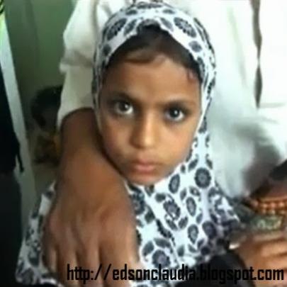 A incrível menina iemenita que chora pedras