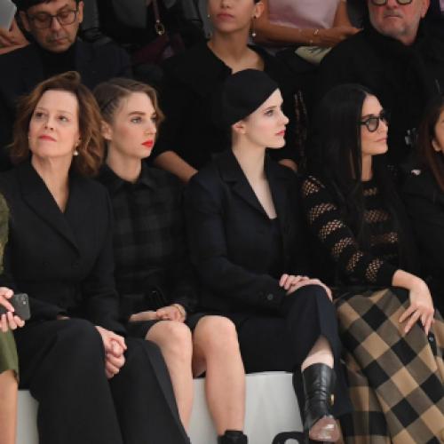 As fashionistas mais tops do planeta na primeira fila da Dior
