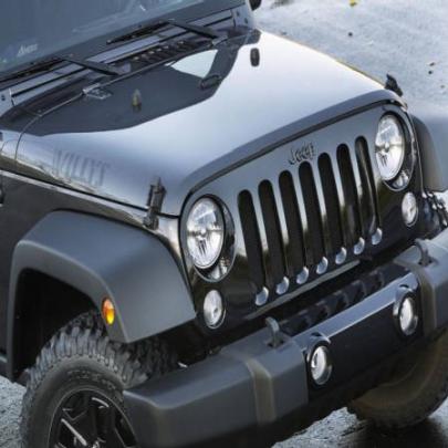 Jeep lança a belíssima edição retrô do Wrangler 2014