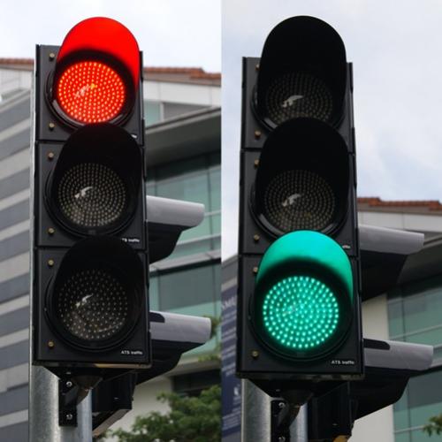 Por que o sinal vermelho é para parar e o verde é para seguir?