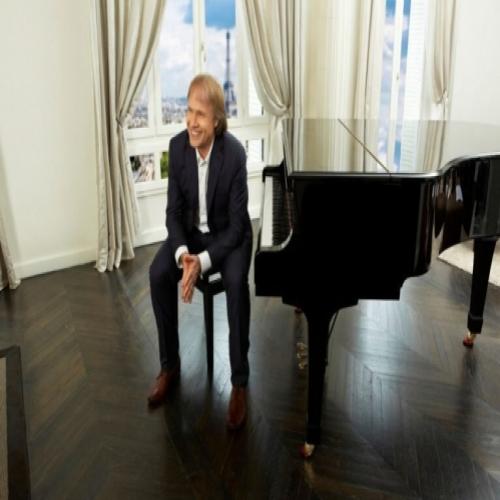 Richard Clayderman comemora 45 anos de carreira em BH