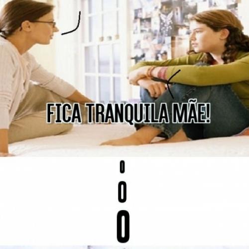 Quando uma filha promete pra mãe que vai se comportar na festa,so que 