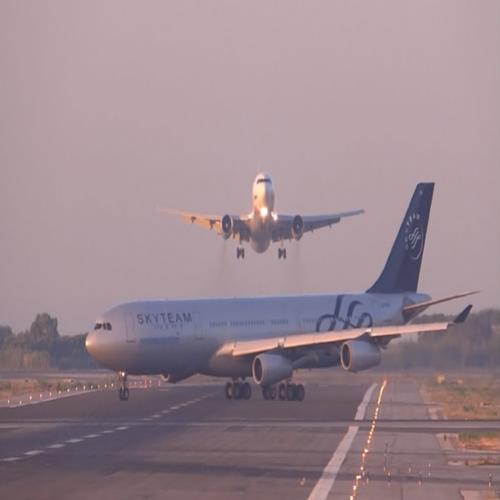 Aviões ficam muito perto de se chocar