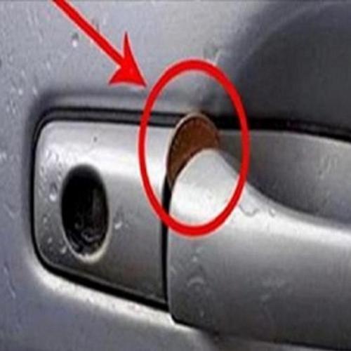 Cuidado: se você encontrar ISSO na porta do seu carro, fique atento! S