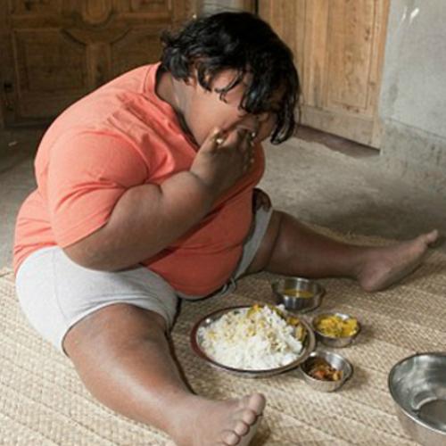 Suman Khatun, a Indiana de 9 anos que já pesa 92 kg