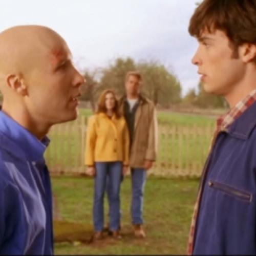 Smallville: Intérprete de Lex Luthor compartilha foto inédita da série