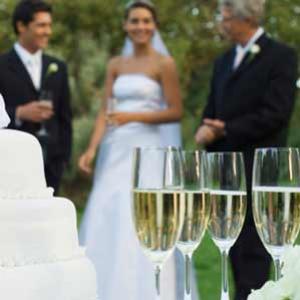 Dicas para fazer a festa de casamento gastando pouco.