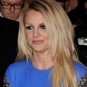 Britney Spears Cancelou Casamento com Jason Trawick
