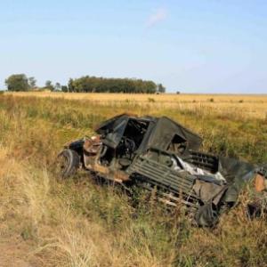Jipe Agrale Marruá do Exército capota e dois soldados morrem na BR-471