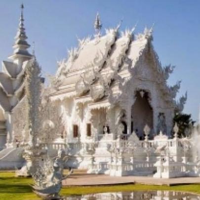 O magnífico e lindo Templo Branco, na Tailândia