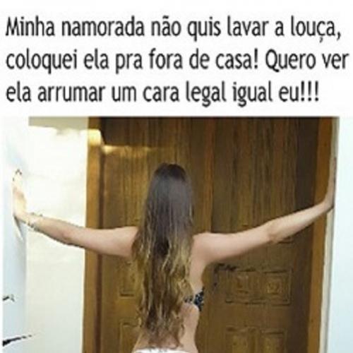 Minha namorada não quis lavar a louça, coloquei ela pra fora de casa! 