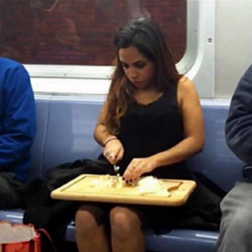 Gente esquisita vista no metrô