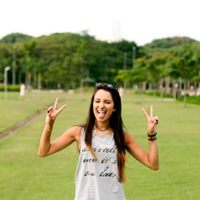 Cara, desfoca o fundo que fica maneiro!