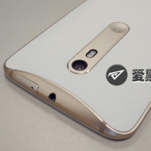 Moto X 2015 pode ter flash frontal e terá opção de cor dourado