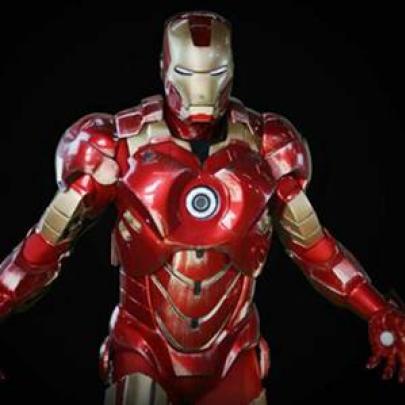 Americano fica famoso por construir traje incrível do Homem de Ferro