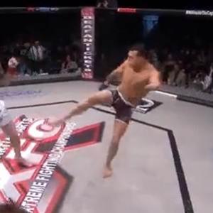 Lutador de MMA com parte do braço amputado vence luta por finalização