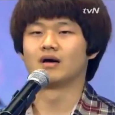Você vai chorar quando ver este jovem coreano cantar