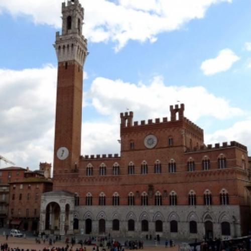 A Linda Piazza Del Campo de Siena