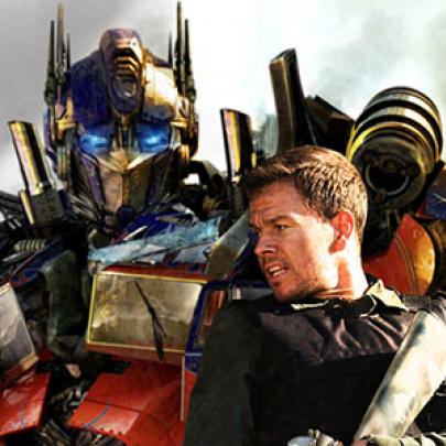 Michael Bay divulga foto oficial do elenco de Transformers 4.