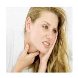 Saiba como amenizar os sintomas da dor de garganta com dicas caseiras
